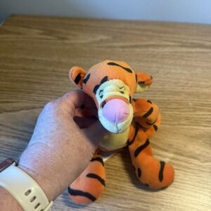 The Disney Store Mini Bean Bag TIGGER Winnie the Pooh‎ 8" Plush Stuffed Animal